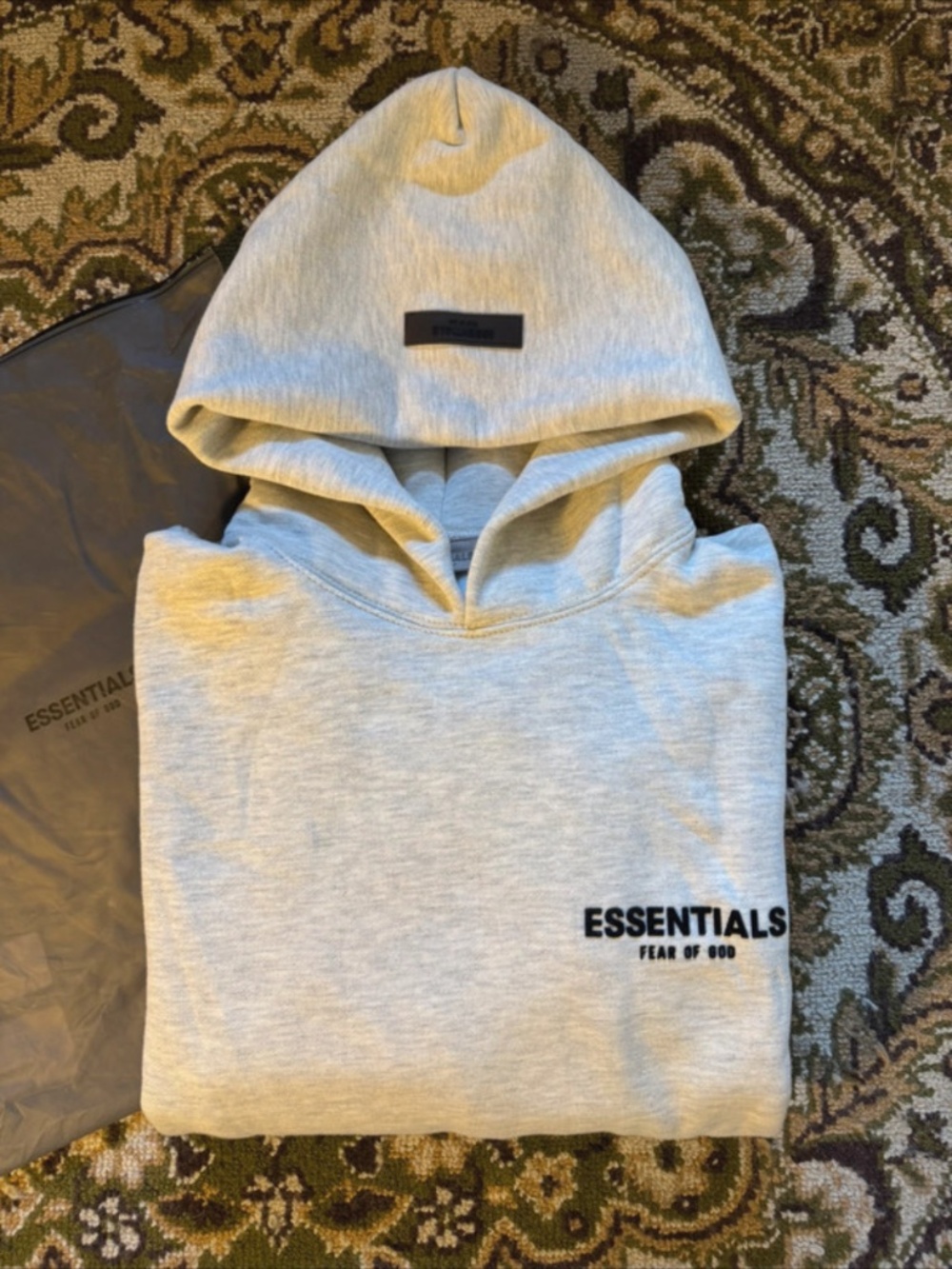 **Extra small**New essentials hoodie with dust bag and tags - Picture 2 of 11